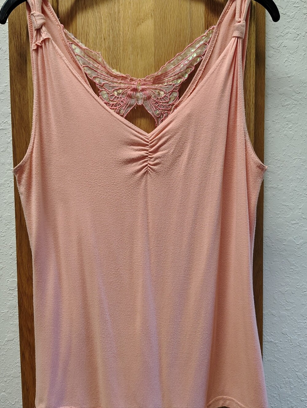 Women's Peach Lace-Back Tank. Medium.